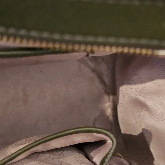 Michael Kors Selma Bag In Olive Green - Picture 12 of 16